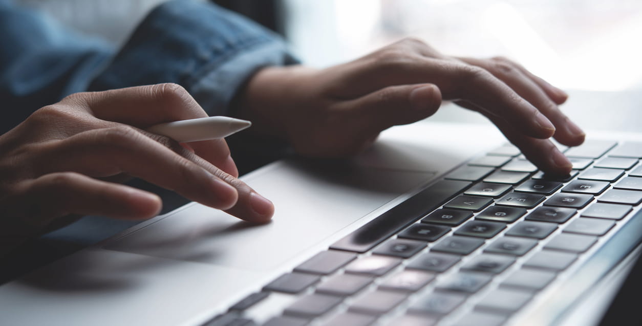 How to Make Money from Blogging UK